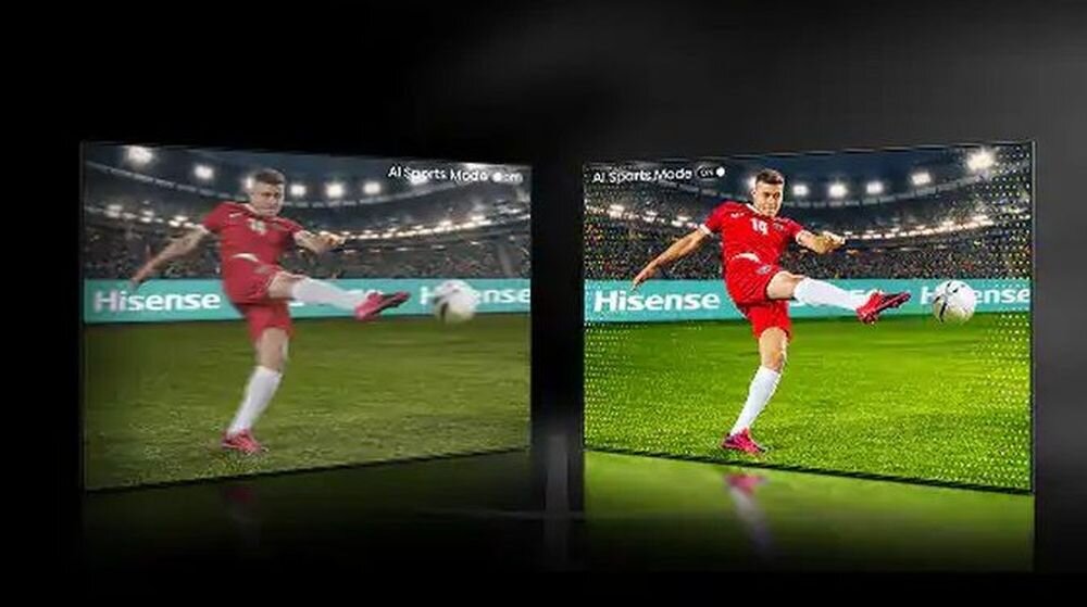 Telewizor HISENSE 55UR8S AI Sports Mode poprawa obrazu podczas transmisji sportowych, dwa ekrany telewizora na ciemnym tle