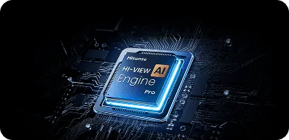 Obraz przedstawia procesor z napisem \'Hisense Hi-View AI Engine Pro\' na tle układu elektronicznego.