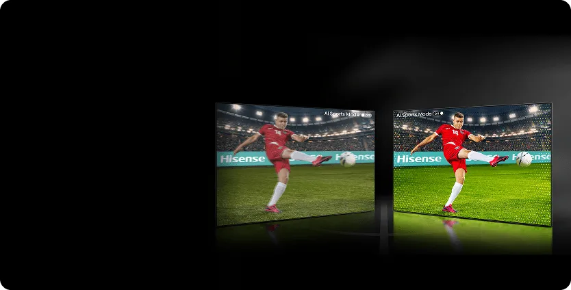 Obraz przedstawia dwa telewizory wyświetlające piłkarza kopiącego piłkę na stadionie. Na ekranach widoczne jest logo \'Hisense\' oraz napis \'AI Sports Mode\'.