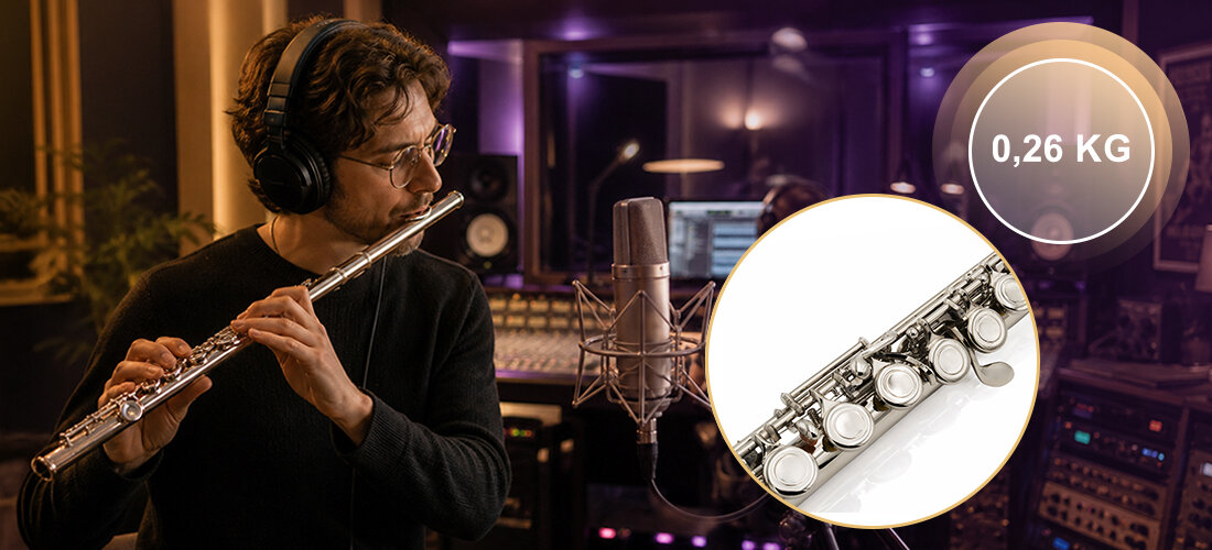 Flet poprzeczny MUSICMATE MM-D70 AurisFlute czyste brzmienie wyrównana intonacja dobra projekcja dźwięku, osoba grająca na flecie