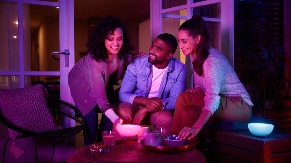LAMPA PRZENOŚNA GO PHILIPS HUE WHITE AND COLOUR AMBIENCE bateria