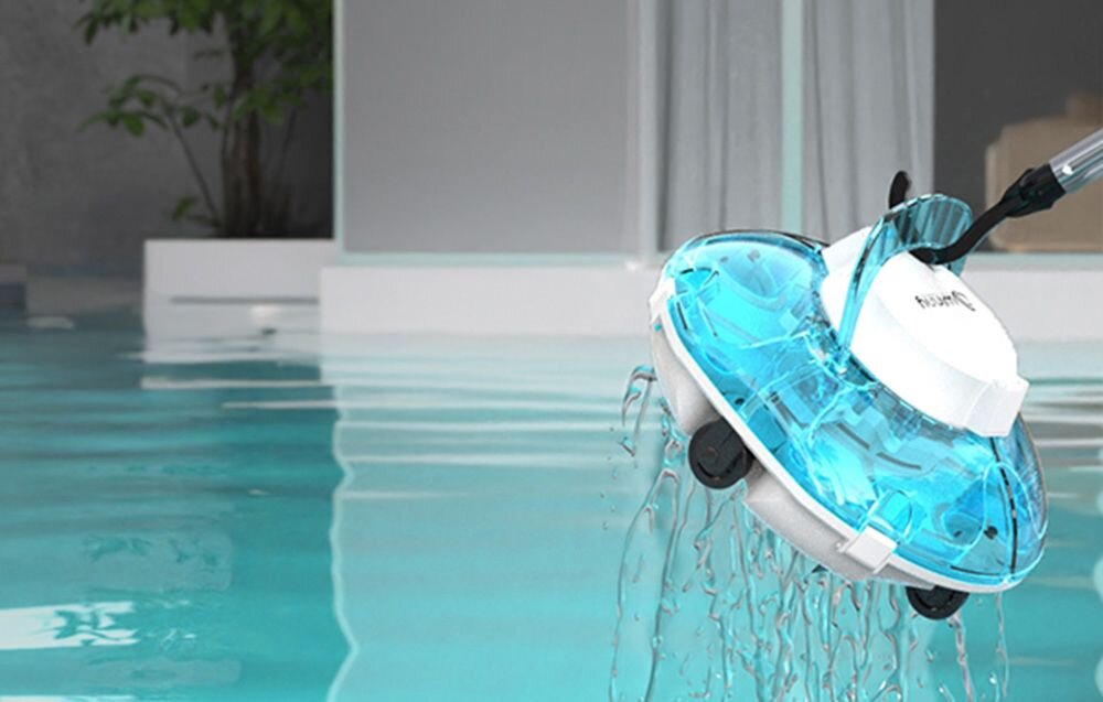 Robot do czyszczenia basenów WYBOT Winny 200, 4godziny, LED, 7,5m³/h, uchwyt, Wyciąganie robota Winny z wody za pomocą kija teleskopowego.