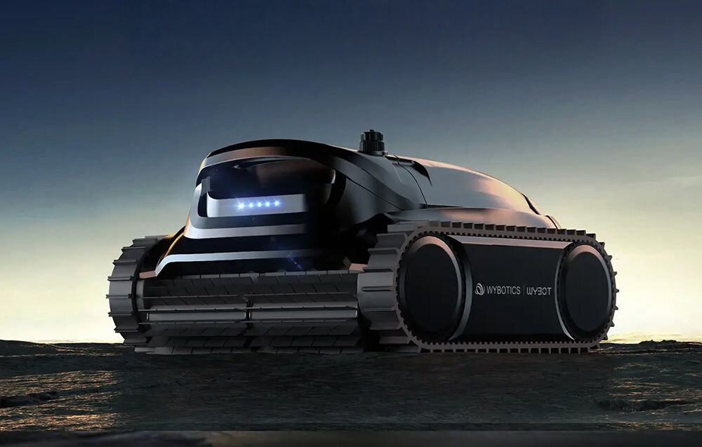 Robot do czyszczenia basenów o nowoczesnym designie, z widocznymi gąsienicami i logo \'WYBOTICS WYBOT\'.