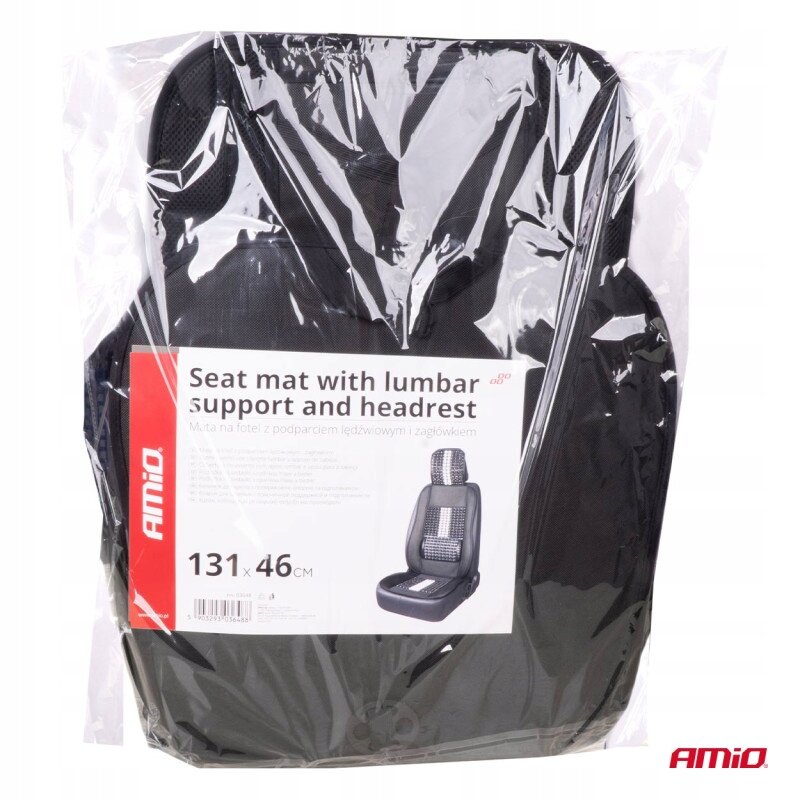 Zdjęcie przedstawia matę koralikową na siedzenie samochodowe w opakowaniu z przezroczystej folii. Na opakowaniu widoczny jest tekst: \'Seat mat with lumbar support and headrest\', \'Mata na fotel z podparciem lędźwiowym i zagłówkiem\', \'131 x 46 CM\', oraz logo \'AMiO\'.