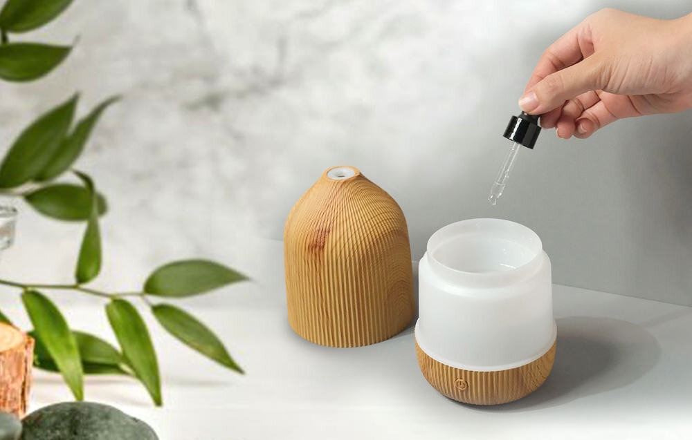 Aromatyzer LIN LI2009 pojemnosc 100 ml swiatlo LED czas pracy