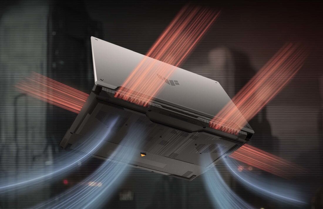 System chłodzenia laptopa ASUS TUF Gaming pokazany od spodu, kierujący strumienie powietrza podczas intensywnych gier – dwa wentylatory Arc Flow z 84 łopatkami i pięć rurek cieplnych chłodzących CPU i GPU niezależnie