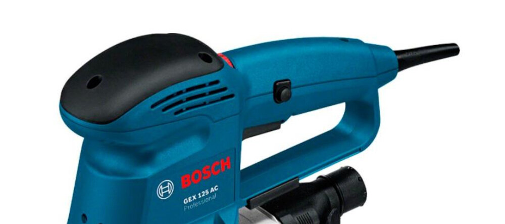 Szlifierka mimośrodowa BOSCH GEX 125 AC prosty uchwyt pewny chwyt mocowanie na rzepy szybka i łatwa wymiana papierów ściernych