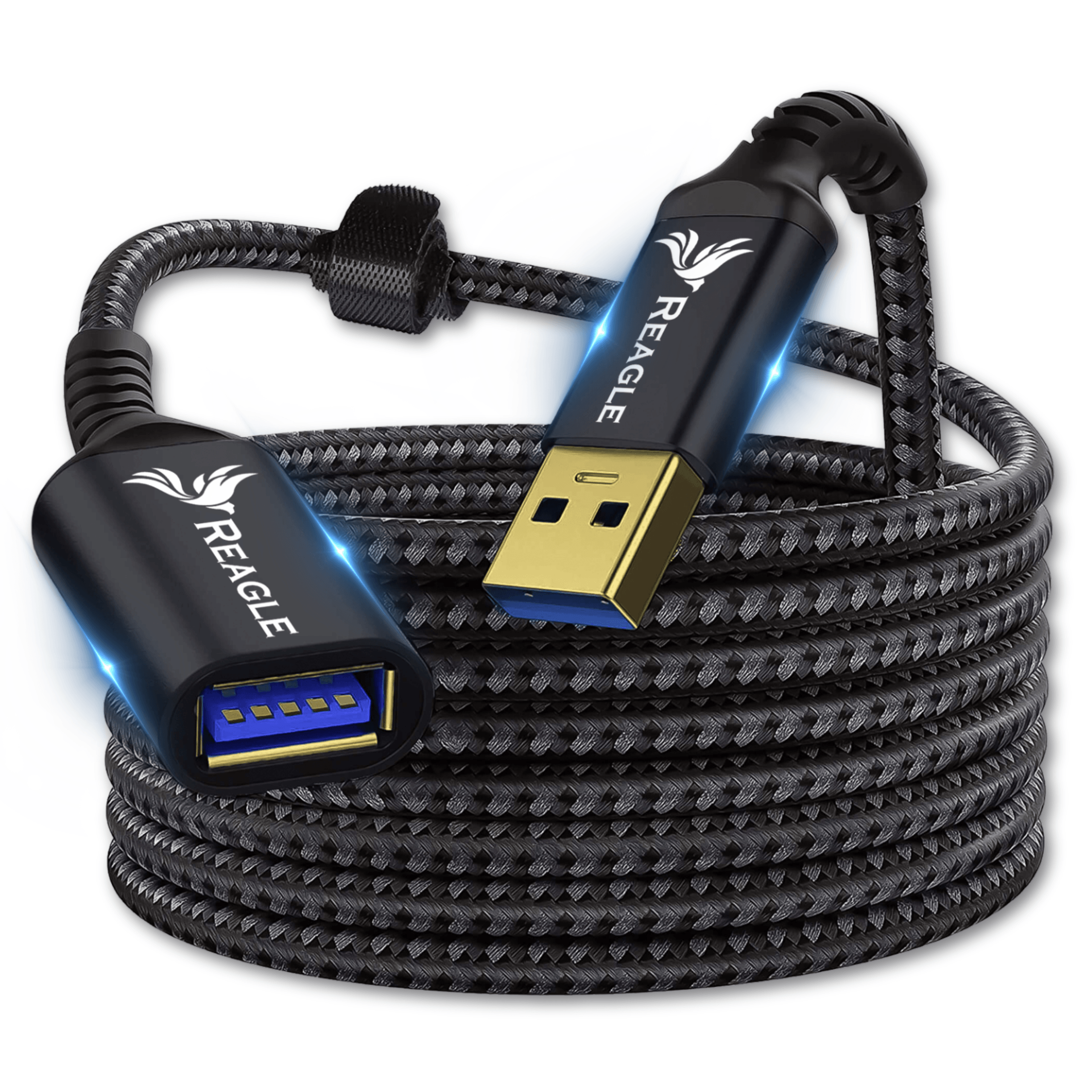 Na obrazie widoczny jest czarny, pleciony kabel USB z końcówkami USB-A, z logo \'REAGLE\' na obu końcówkach. Kabel jest zwinięty, a końcówki mają niebieskie wnętrza i złote styki.