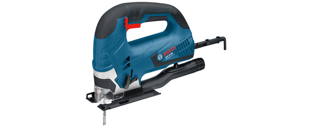 Wyrzynarka BOSCH GST 90 BE Professional szereg przydatnych funkcji system SDS beznarzędziowa wymiana osprzętu system Click & Clean maksymalna głębokość cięcia w drewnie do 90 mm w stali do 10 mm 4-stopniowa oscylacja funkcja nadmuchu system odsysania pyłu