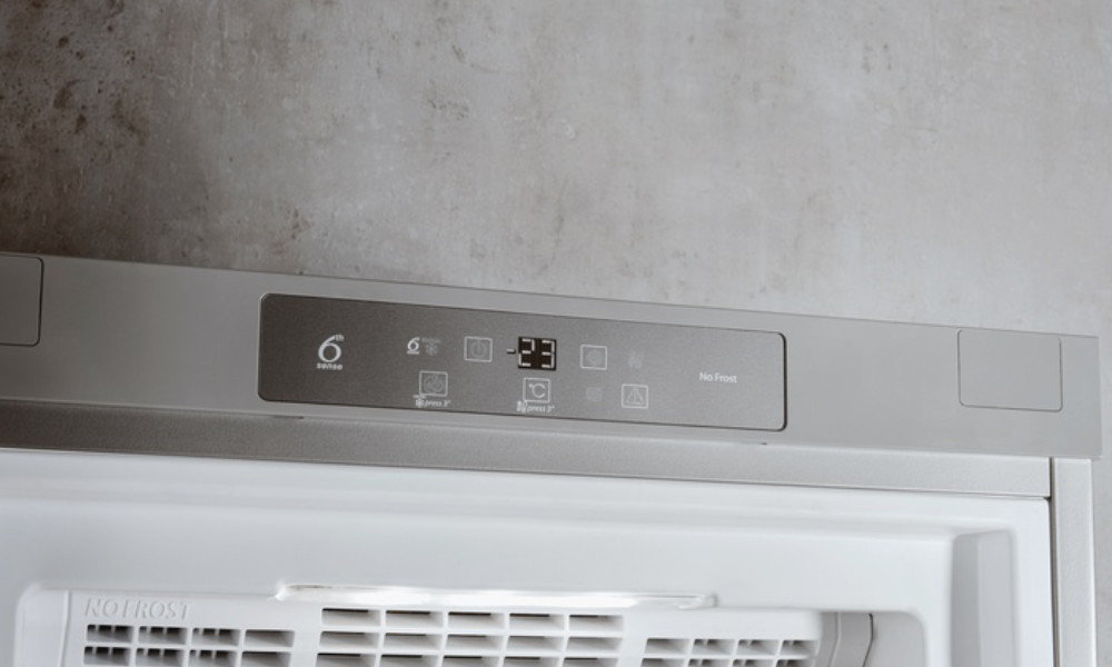 Zamrażarka WHIRLPOOL UW8F2YXBIF - Precyzyjna kontrola 6.Zmysł
