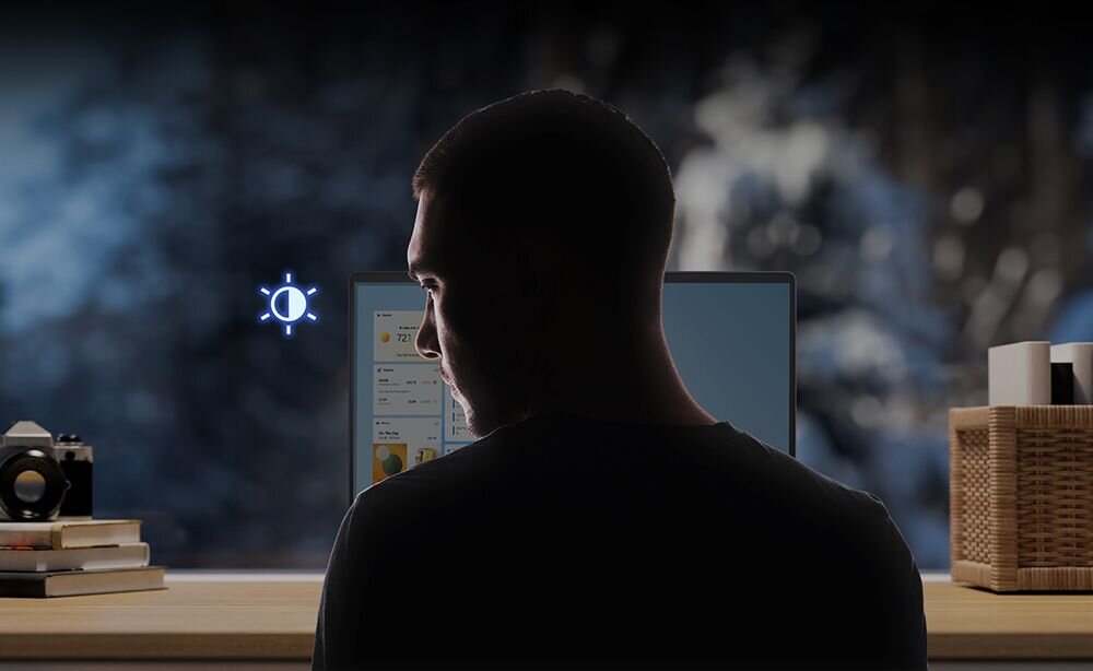 Funkcja ASUS Adaptive Lock na ekranie ProArt PX13 – automatyczna blokada ekranu i przyciemnianie oparte na AI