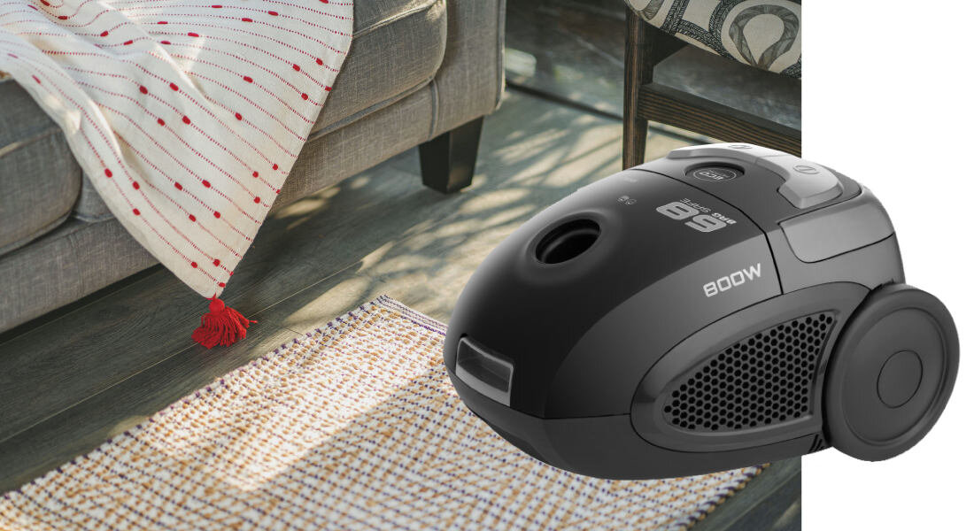 Odkurzacz HYUNDAI VC068B do każdej powierzchni Regulacja mocy ssania na uchwycie dopasowanie siła do dywanów, paneli czy płytek zasięg pracy Automatyczne zwijanie przewodu wygoda komfort użytkowania