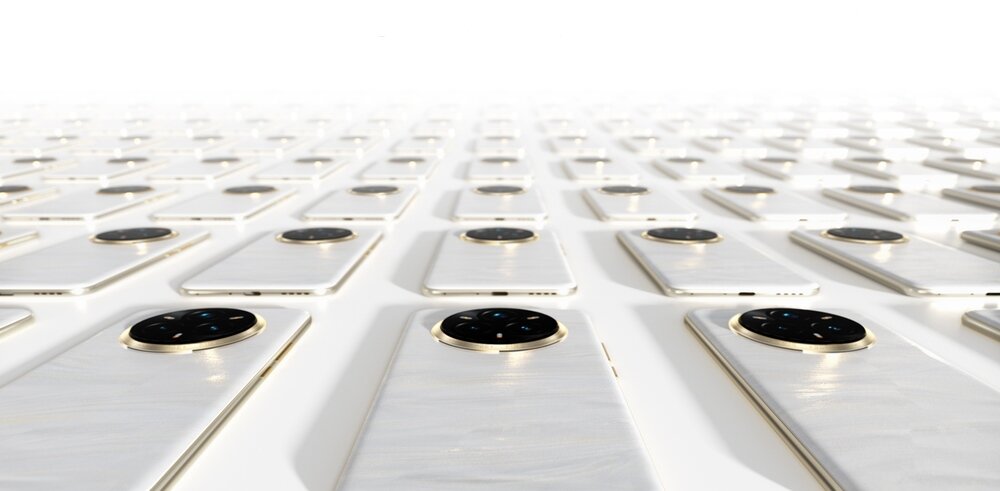 Smartfon REALME 14 Pro  dużo smartfonów na stole   