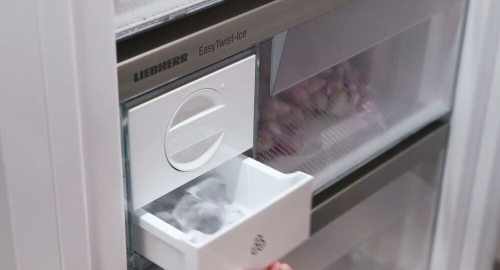 LODÓWKA LIEBHERR CBNBSA 5753 kostki lodu