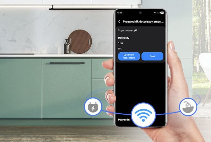 Sterowanie zmywarką przez aplikację mobilną – ekran z wyborem cyklu na smartfonie w nowoczesnej kuchni