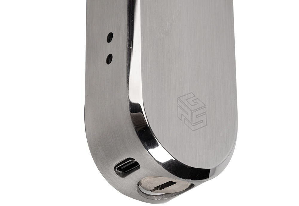 Klamka PSG Tucan Srebrny, pamięć, 50 odcisków, PIN, karty, Dolna część klamki z wejściem micro-USB i otworem na klucz