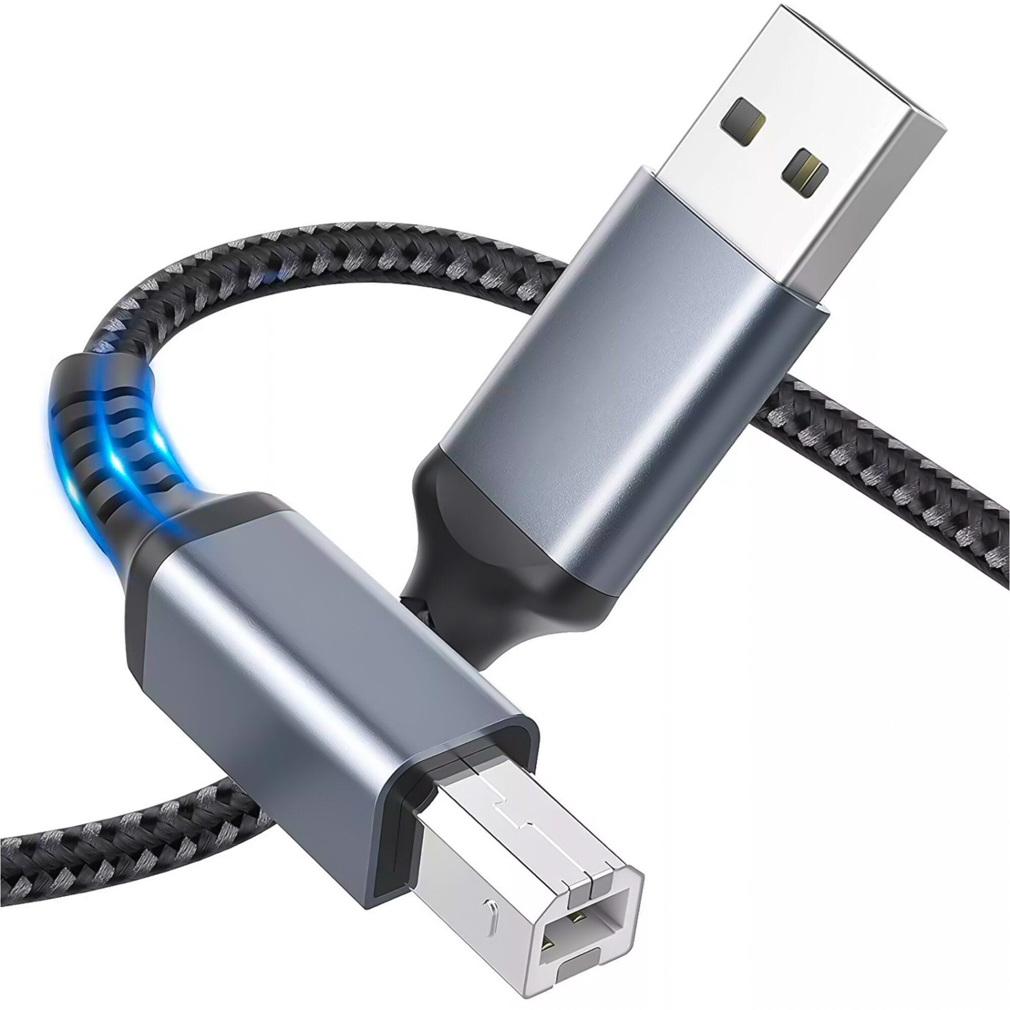 Na obrazie widoczny jest kabel USB z końcówkami USB-A i USB-B, w oplocie czarno-srebrnym. Kabel ma niebieskie podświetlenie przy jednej z końcówek.