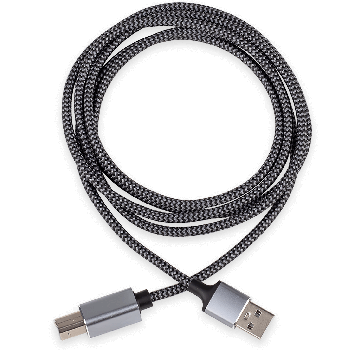 Na obrazie widoczny jest czarno-srebrny kabel USB z dwoma różnymi końcówkami: USB-A i USB-B. Kabel jest spleciony w pętlę i ma teksturowaną powierzchnię.
