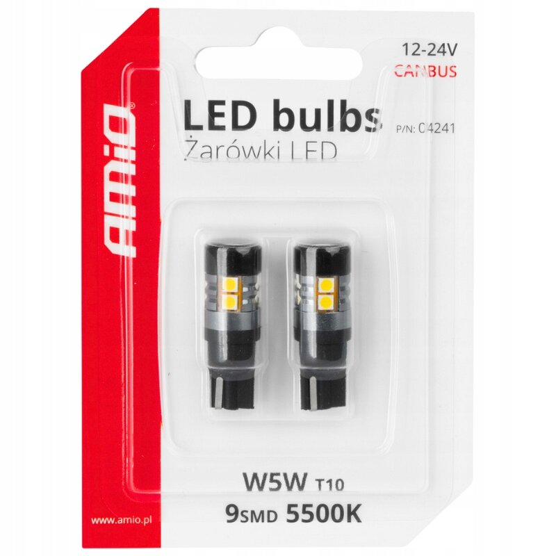 Opakowanie zawiera dwie żarówki LED W5W T10 9SMD 5500K marki amio, przeznaczone do użytku w pojazdach z napięciem 12-24V. Na opakowaniu widnieje napis \'LED bulbs Żarówki LED\' oraz logo amio.
