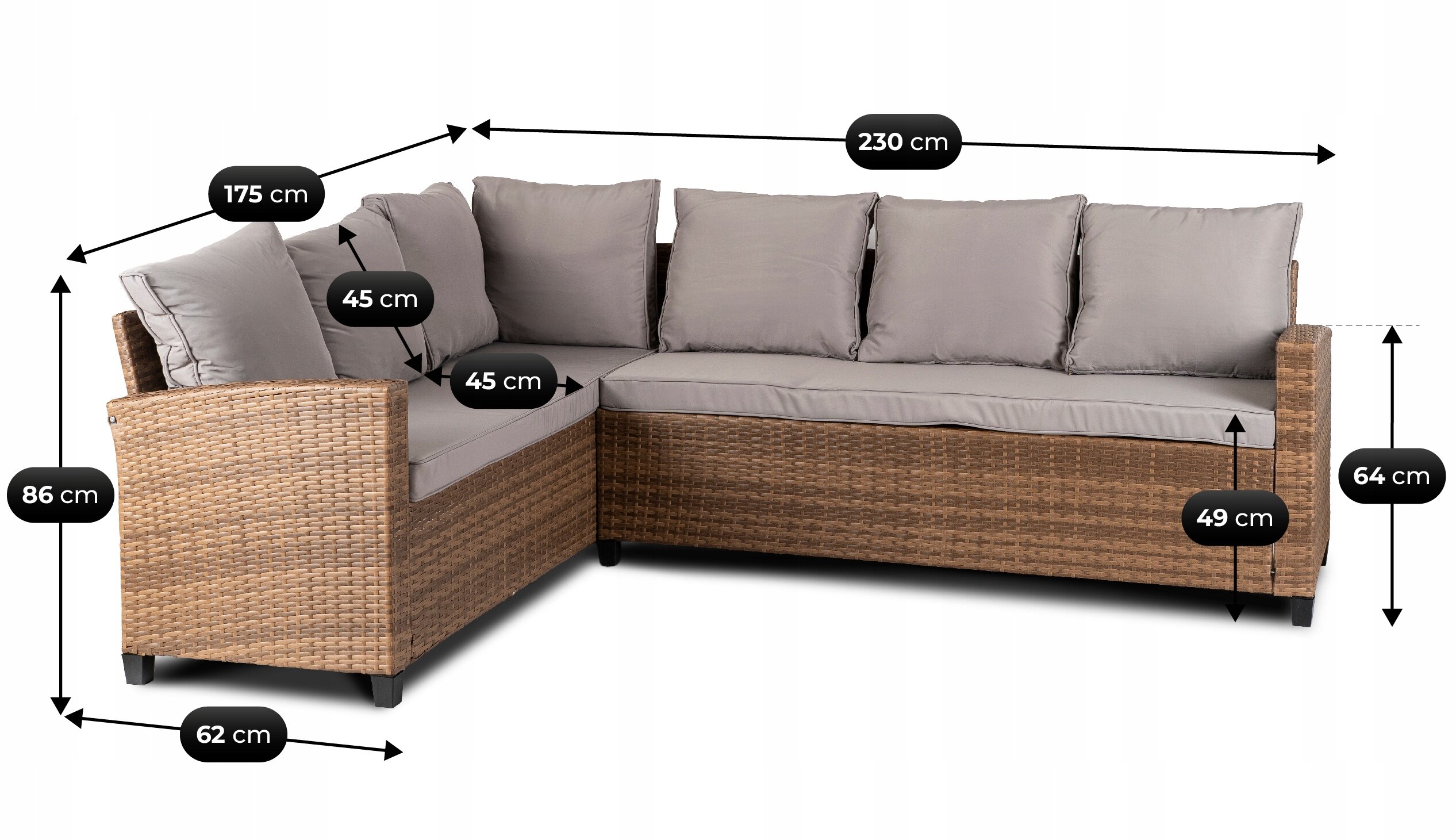 Na obrazie widoczny jest narożnik ogrodowy z brązowego rattanu z szarymi poduszkami, z wymiarami: 230 cm, 175 cm, 86 cm, 62 cm, 64 cm, 49 cm, 45 cm. Narożnik ma kształt litery L i stoi na czarnych nóżkach.