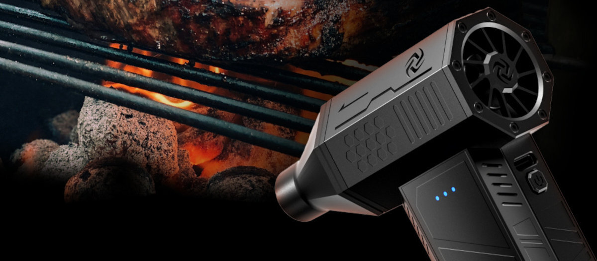 NAVITEL TF3 Compact JET -dmuchawa na tle grilla