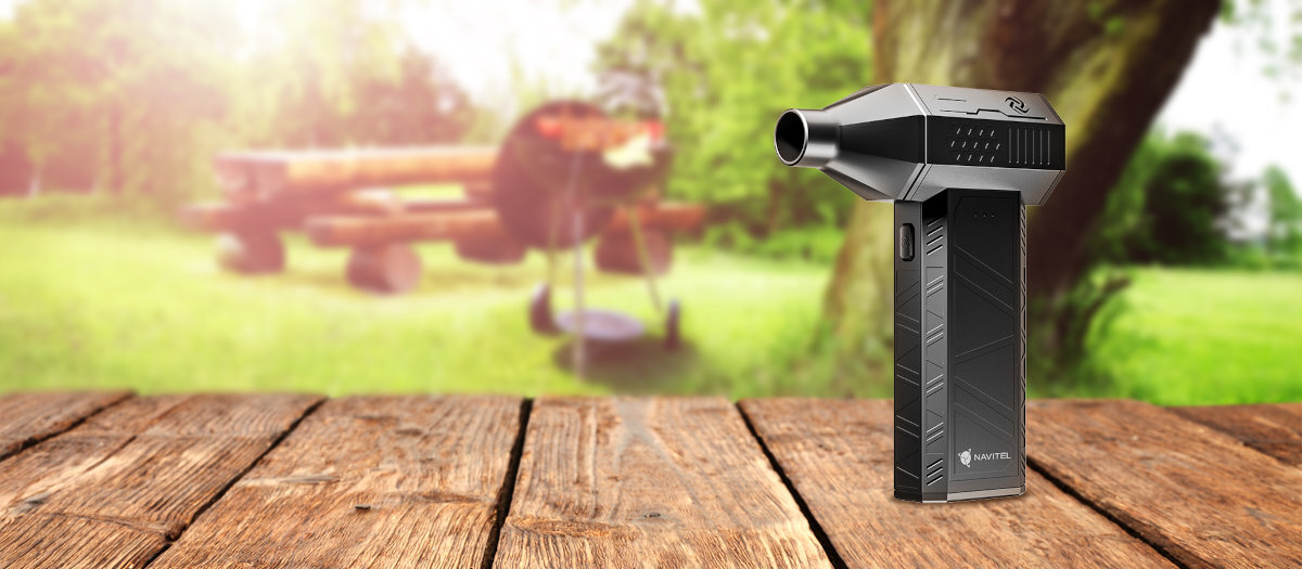 NAVITEL TF3 Compact JET zabawę z puszczaniem ogromnych baniek mydlanych urządzaniem wyścigów lekkich łódek na wodzie odrobina wody, powietrza i uśmiechu - dmuchawa na tle ogrodu