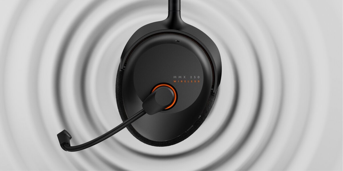  Słuchawki BEYERDYNAMIC MMX 230 - Komfort na długo, Lekka konstrukcja, słuchawki gamingowe z boku na szarym tle