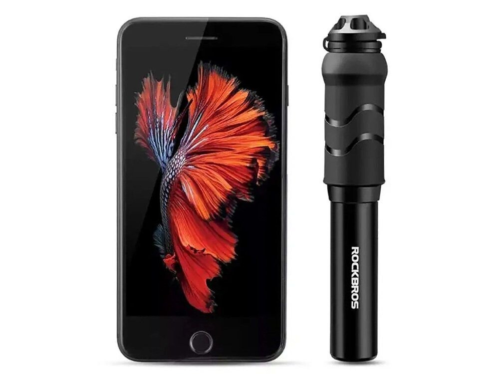 Pompka rowerowa ręczna ROCKBROS 810PCS-HP Mini, pompka, rama, uchwyt, czarna, Mała pompka rowerowa obok smartfona dla porównania wielkości.