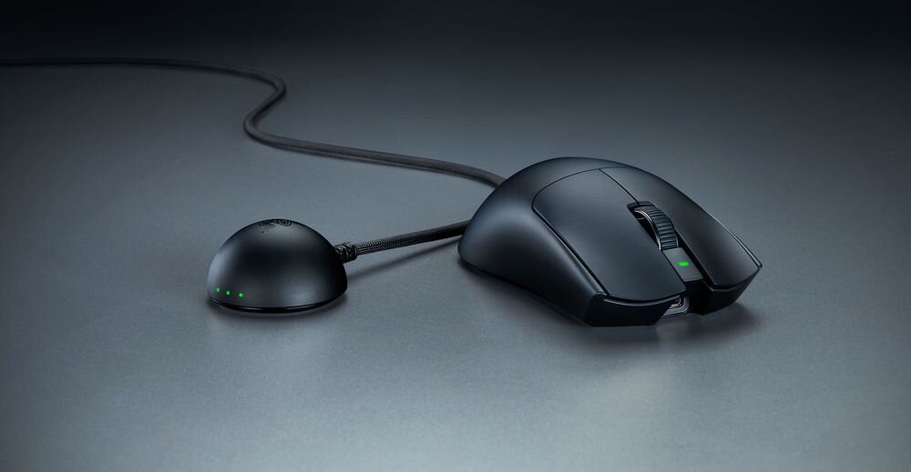 RAZER Viper V4 Pro Razer HyperSpeed Wireless 2 łączność 2.4 GHz polling rate do 8000 Hz (0,125 ms) płynne sterowanie i szybką reakcję - mysz z obiornikiem na blacie