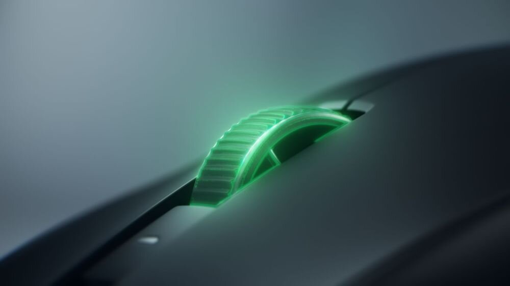 RAZER Viper V4 Pro Kółko przewijania mechanizm optyczny z 24-stopniowym skokiem - zblizenie na kółko myszy