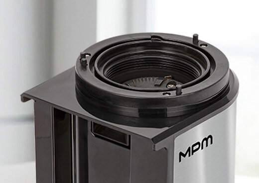 Zbliżenie na żarna młynka MMK-09M.