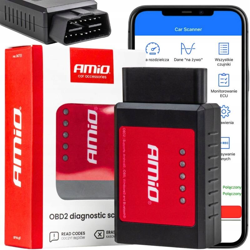 Na obrazie widoczny jest interfejs diagnostyczny AMiO OBD2 z czerwonym panelem i logo \'AMiO\'. W tle znajduje się opakowanie produktu oraz ekran smartfona z aplikacją \'Car Scanner\'.