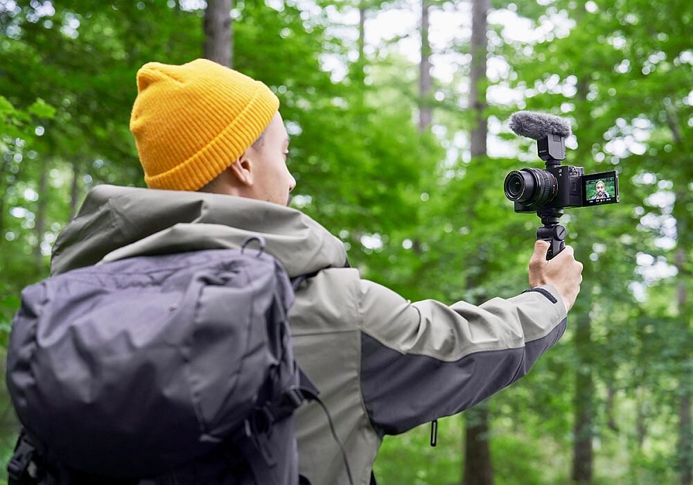 Aparat SONY Alpha ILCE-7C  obiektyw zdjęcia matryca rozdzielczość zoom stabilizacja filmy 