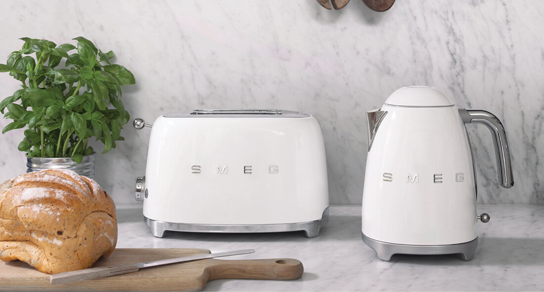 Czajnik-SMEG-KLF03WHEU-czajnik_wyglad-ogolny