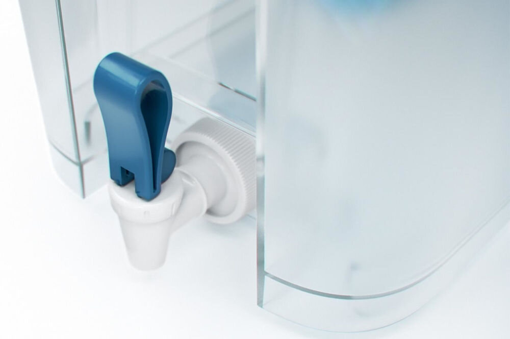 Dystrybutor wody BRITA Flow + 1 filtr Maxtra Pro Pure Performance pojemnośc 8,2 l 5,2 l filtrowana woda duża ilość dowy dla dużych rodzin biur wygodny kranik łatwe dozowanie wody 