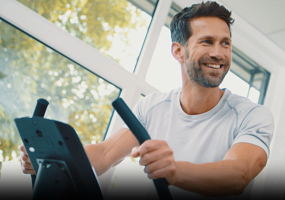 Rower magnetyczny HORIZON FITNESS Paros E funkcja ENERGY SAVER MODE po 15 minutach tryb bezczynnosci tryb oszczedzania energii rozwiazanie w stylu ECO