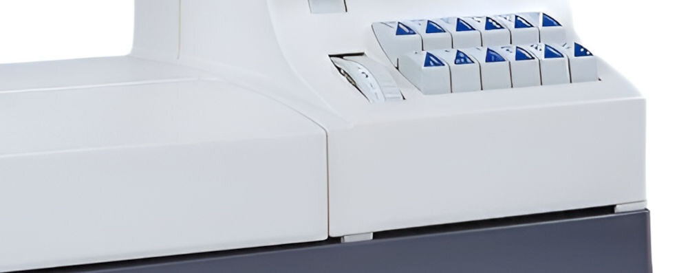 Maszyna do szycia GRITZNER Tipmatic 6122 45 różnych programów dostosowanie ściegu szeroki zakres opcji ściegi proste ozdobne wzmocnione owerlokowe dla początkujących jak i doświadczonych krawców regulacja długości i szerokości ściegów optymalne rezultaty 