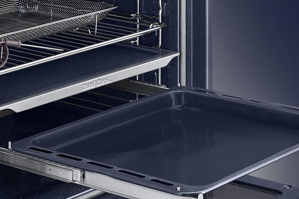 Wyposażenie piekarnika wraz z prowadnicami teleskopowymi