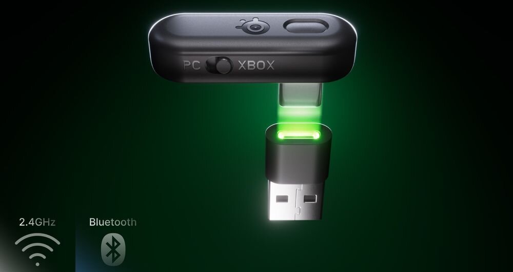 STEELSERIES Arctis Nova 3 USB-C Plug & Play Xbox PlayStation PC Switch kompatybilność, odbiornik na ciemnym tle