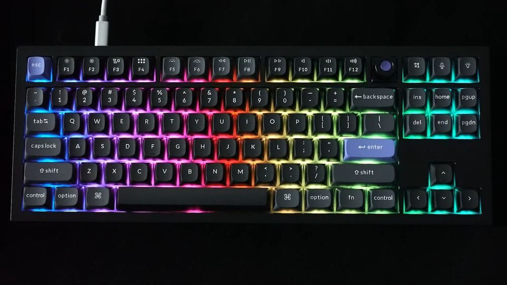 KEYCHRON Q3 HE 8K Podświetlenie RGB KEYCHRON Q3 HE 8K trybów świetlnych regulacji jasności oraz prędkości animacji wyraźnie podświetlonym klawiszom - podświetlenie rgb klawiatury