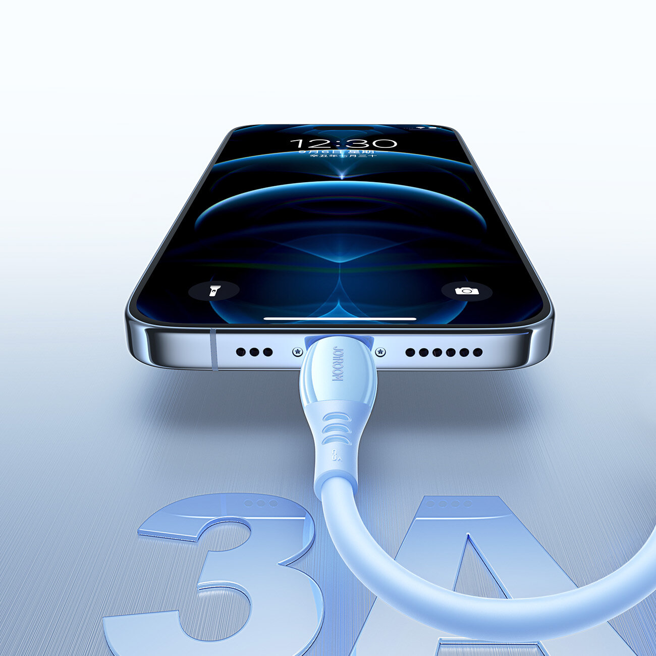 Obraz przedstawia telefon z podłączonym niebieskim kablem USB-A - Lightning. Na kablu widoczne jest logo \'McDODO\', a w tle duży napis \'3A\'.