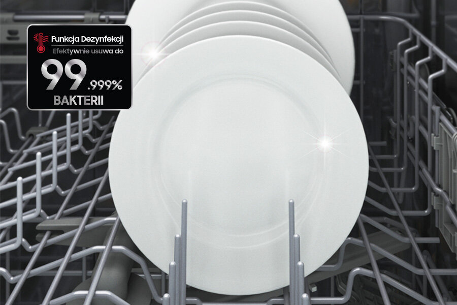 Zdjęcie białych talerzy w zmywarce Samsung DW60CG550B00ET 
