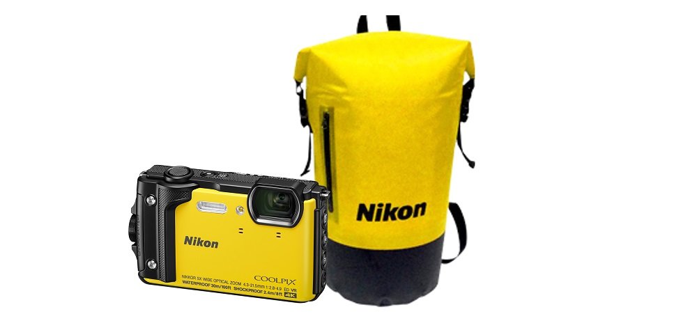 Aparat NIKON Coolpix W300 Żółty - Zestaw Holiday + Wodoszczelny plecak VAECSS66 widok zestaw