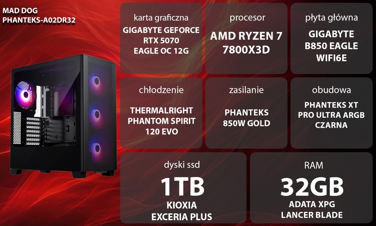 Komputer MAD DOG PHANTEKS-A02DR32 Uśmiechnięta kobieta w brązowym swetrze i słuchawkach siedzi przy biurku przed monitorem komputera, trzymając dłonie na podświetlanej klawiaturze i myszce w ciemnym pokoju z kolorowym oświetleniem gamingowym