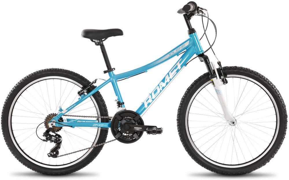 Rower młodzieżowy ROMET Jolene Jr 24130734-F 24 cale dla dziewczynki Turkusowo-biały rower na białym tle widoczny z boku miękkie siodełko marki ROMET typu MTB ergonomiczna konstrukcja aluminiowa sztyca siodełka ROMET o średnicy 27,2 mm i długości 300 mm stabilne podparcie precyzyjnego dopasowania wysokości siedziska