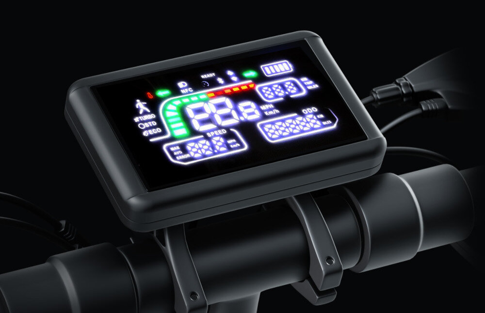 Hulajnoga elektryczna RUPTOR R1 V2 10 80 km 500W 10 Czarny wyswietlacz intuicyjny pelen kontrast widocznosc bardzo wyraznie widoczne informacje kontrola nad stanem hulajnogi bezpieczenstwo