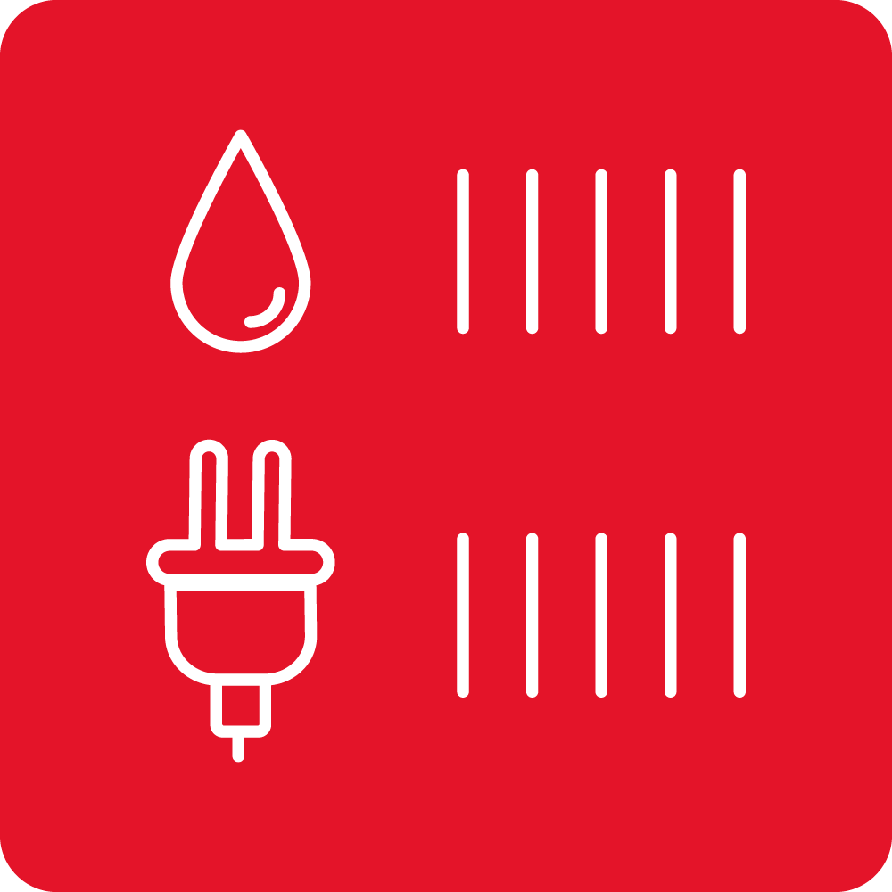 Czerwony kwadrat z białymi ikonami: kropla wody i wtyczka elektryczna, obok których znajdują się pionowe linie symbolizujące poziom. Tło jest jednolite, a ikony są proste i minimalistyczne.