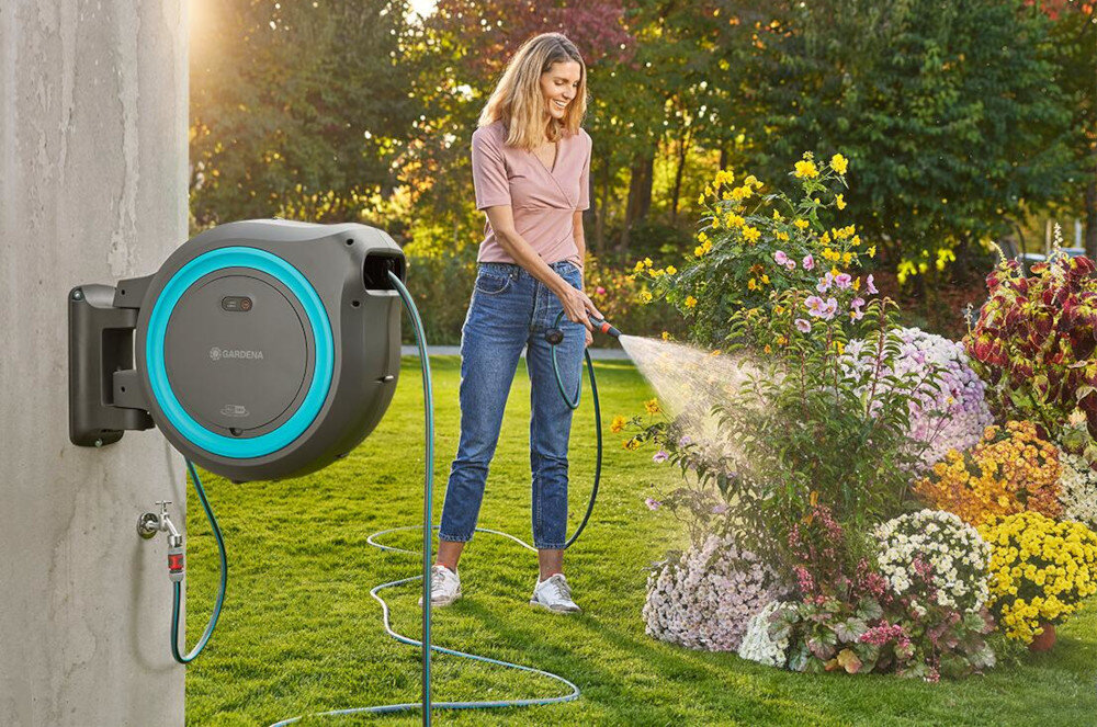 Bęben naścienny GARDENA PowerRoll XL 18640-20 szybkozlacza i przylacza z serii Original GARDENA System akcesoria do nawadniania GARDENA przylacze kranowe przylacze weza ogranicznik doplywu wody jeden zraszacz prosty