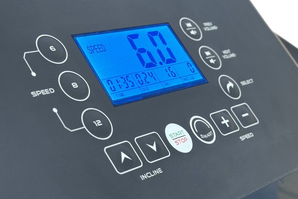 Bieżnia elektryczna HERTZ Freerun 5 12 programów treningowych wyświetlacz LCD czytelny łatwy w obsłudze informacje czas treningu tempo liczba spalonych kalorii prędkość biegu puls