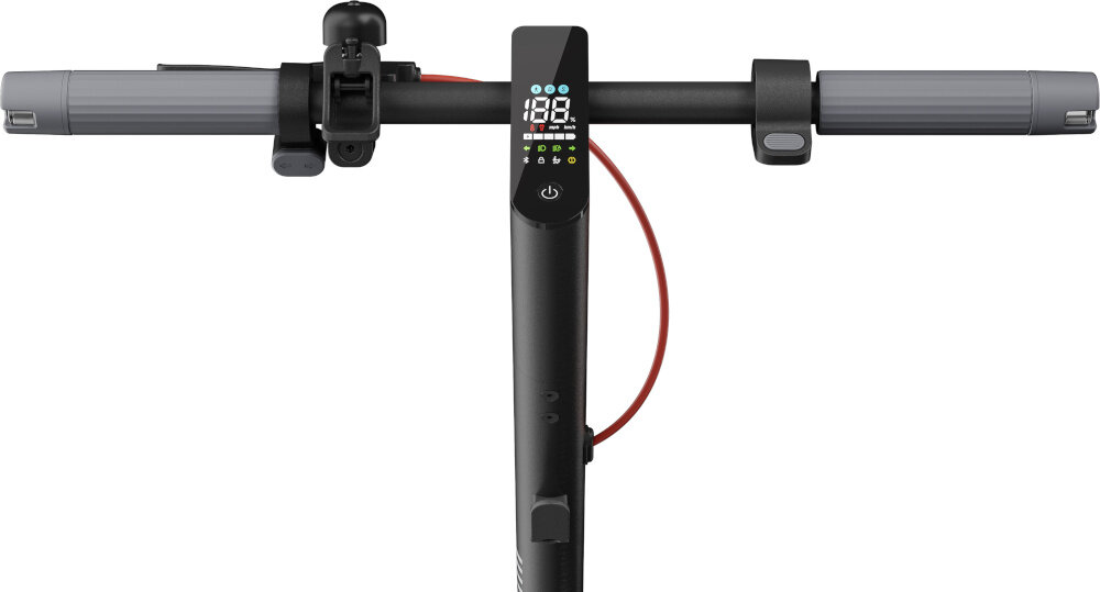 Hulajnoga elektryczna XIAOMI Scooter 5 60 km 350 W 10 cali Czarny zbliżenie na kierownicę podświetlony wyświetlacz zdjęcie na białym tle kierownica o wysokości 127,5 cm podróżowanie w wyprostowanej pozycji ciała intuicyjny wyświetlacz LCD kontrolowanie i sprawdzanie wszelkich informacji o stanie hulajnogi